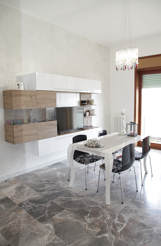 Kitchen in an apartment homestay in Lecce